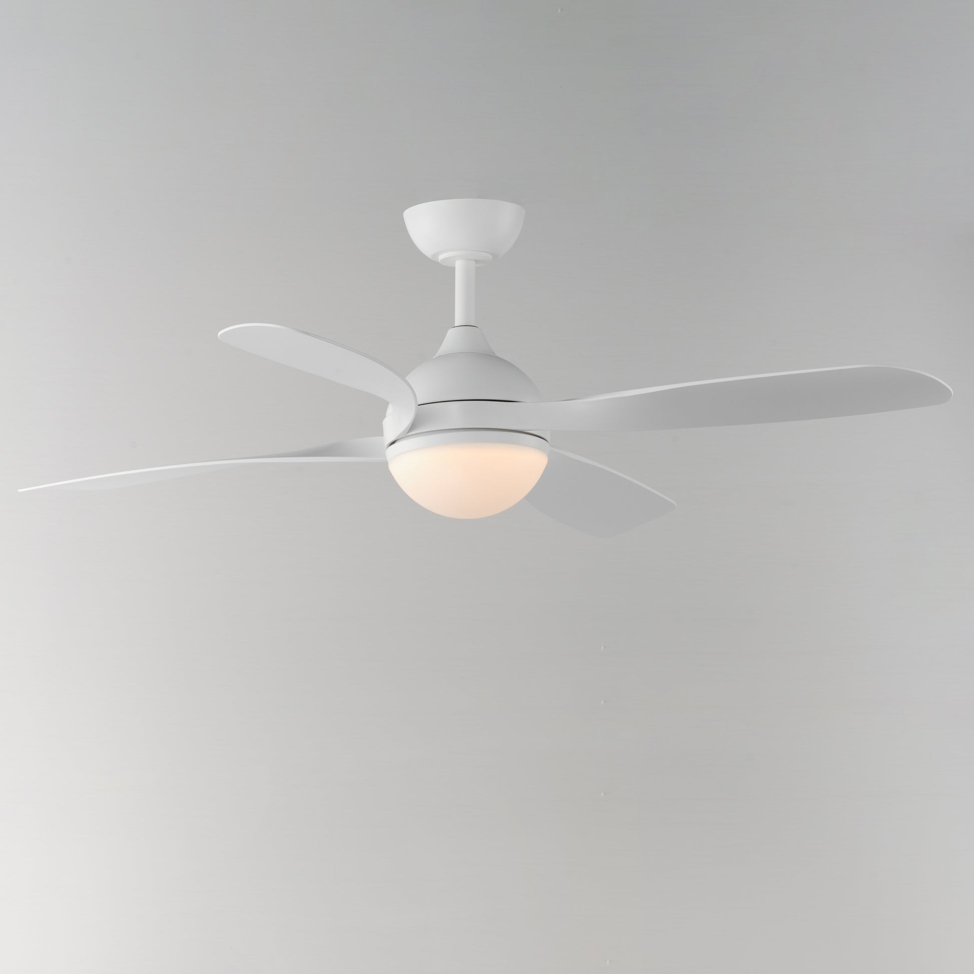 Bola 52" Indoor Fan w LED Light Kit White by Maxim Lighting