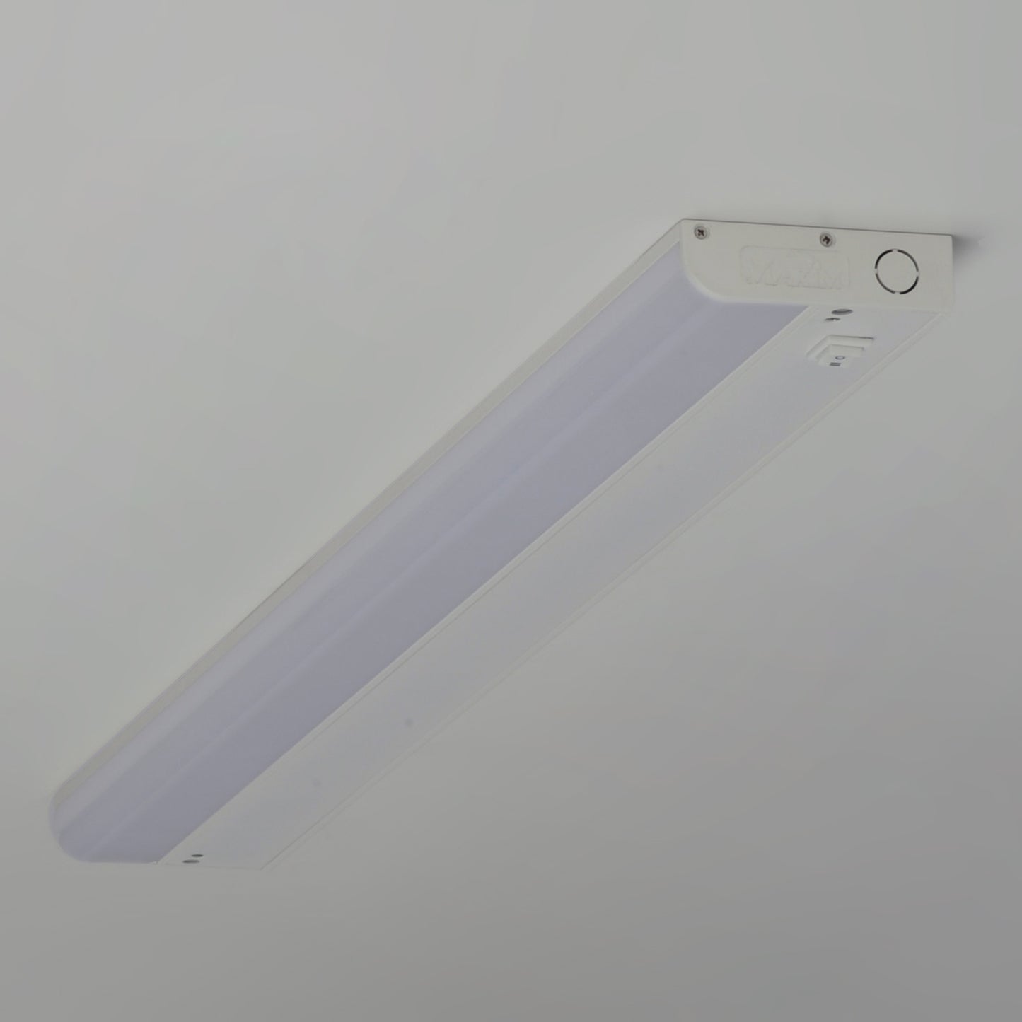 CounterMax 1K 30" LED Under Cabinet 3000K White by Maxim Lighting