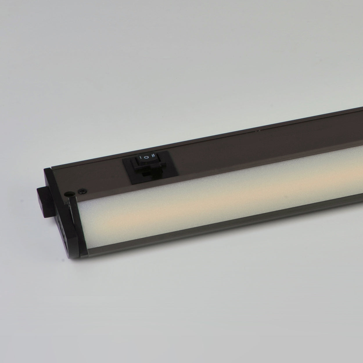 CounterMax 5K 36" 2700-5000K LED Under Cabinet Bronze by Maxim Lighting