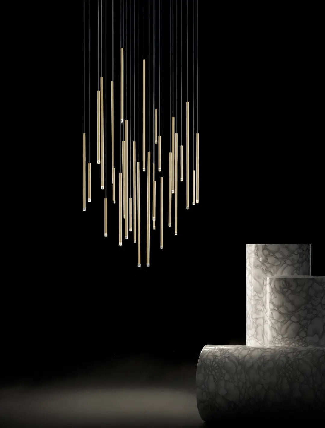 Warm 2700K LED pendant light for modern interiors