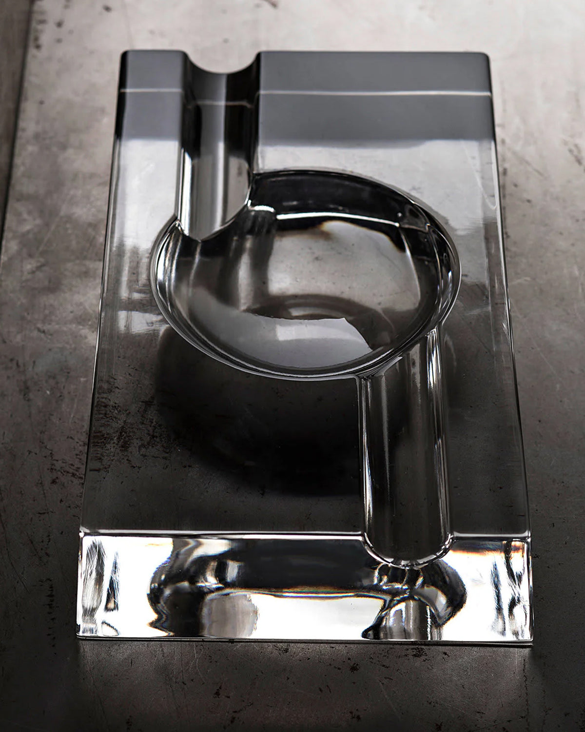 Arnolfo di Cambio Montecristo Rectangular Cigar Ashtray, Italian leaded crystal – view 3