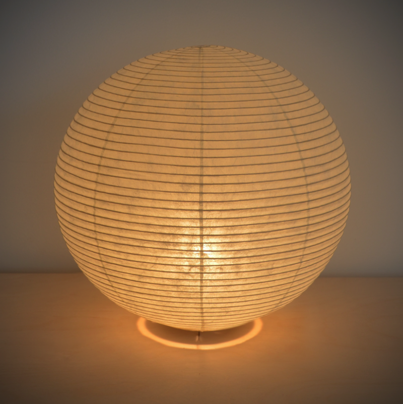 Asano Paper Moon 5 – washi paper table lamp by Shigeru Uchida, photo 3