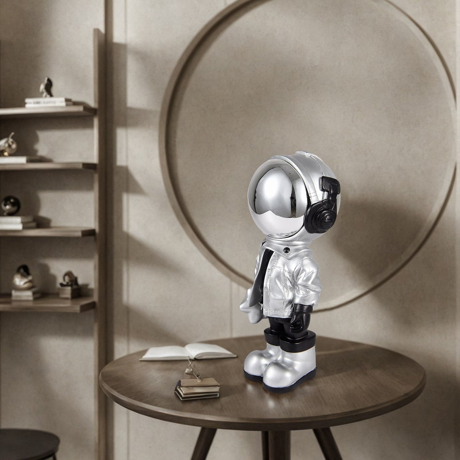 Astronaut Sculpture Black & Silver Small by Finesse Decor AST-002SM-BLK/SLV