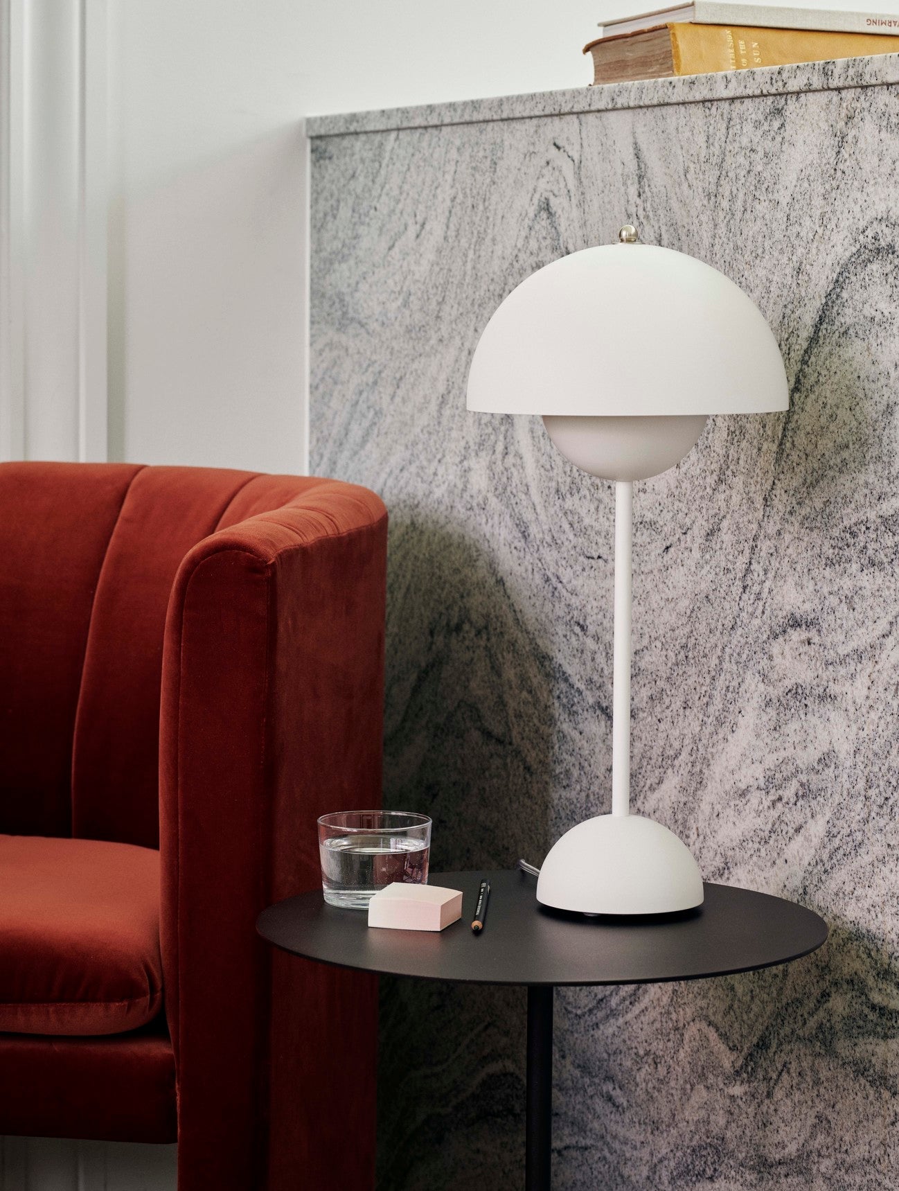 Flowerpot Table Lamp Vp3 by &tradition