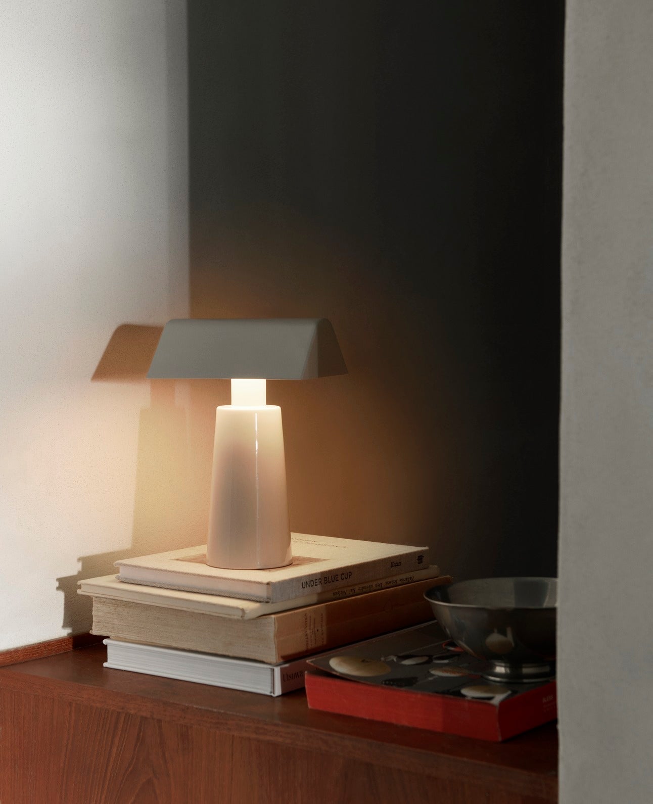 Caret Portable Table Lamp Mf1 by &tradition