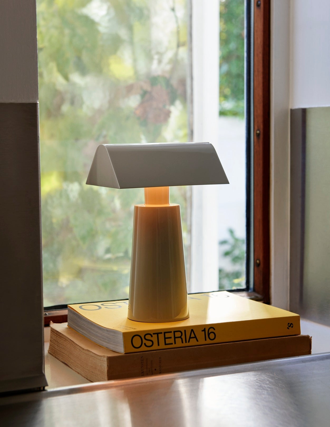 Caret Portable Table Lamp Mf1 by &tradition