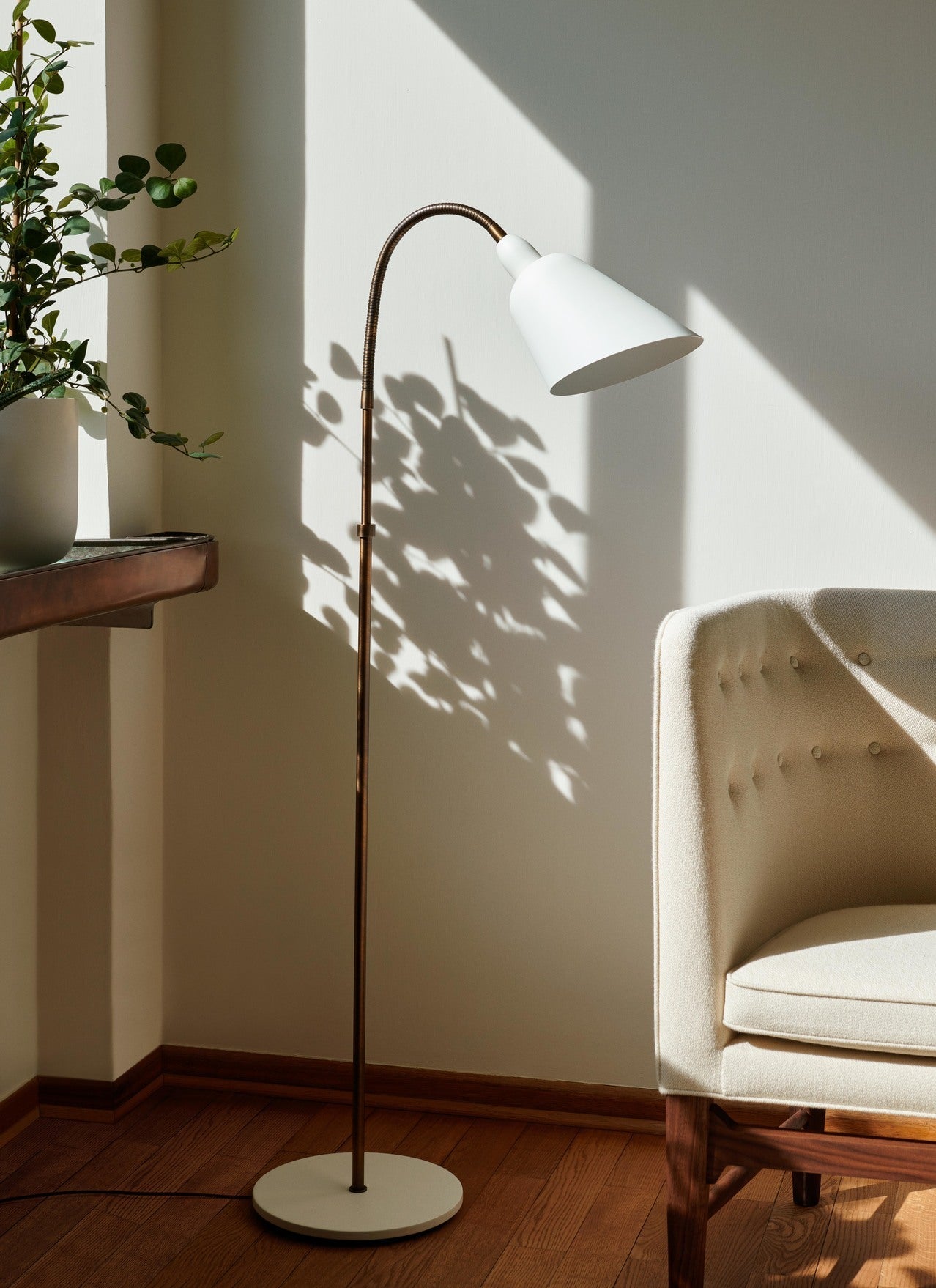 Bellevue Aj7 Floor Lamp by &tradition