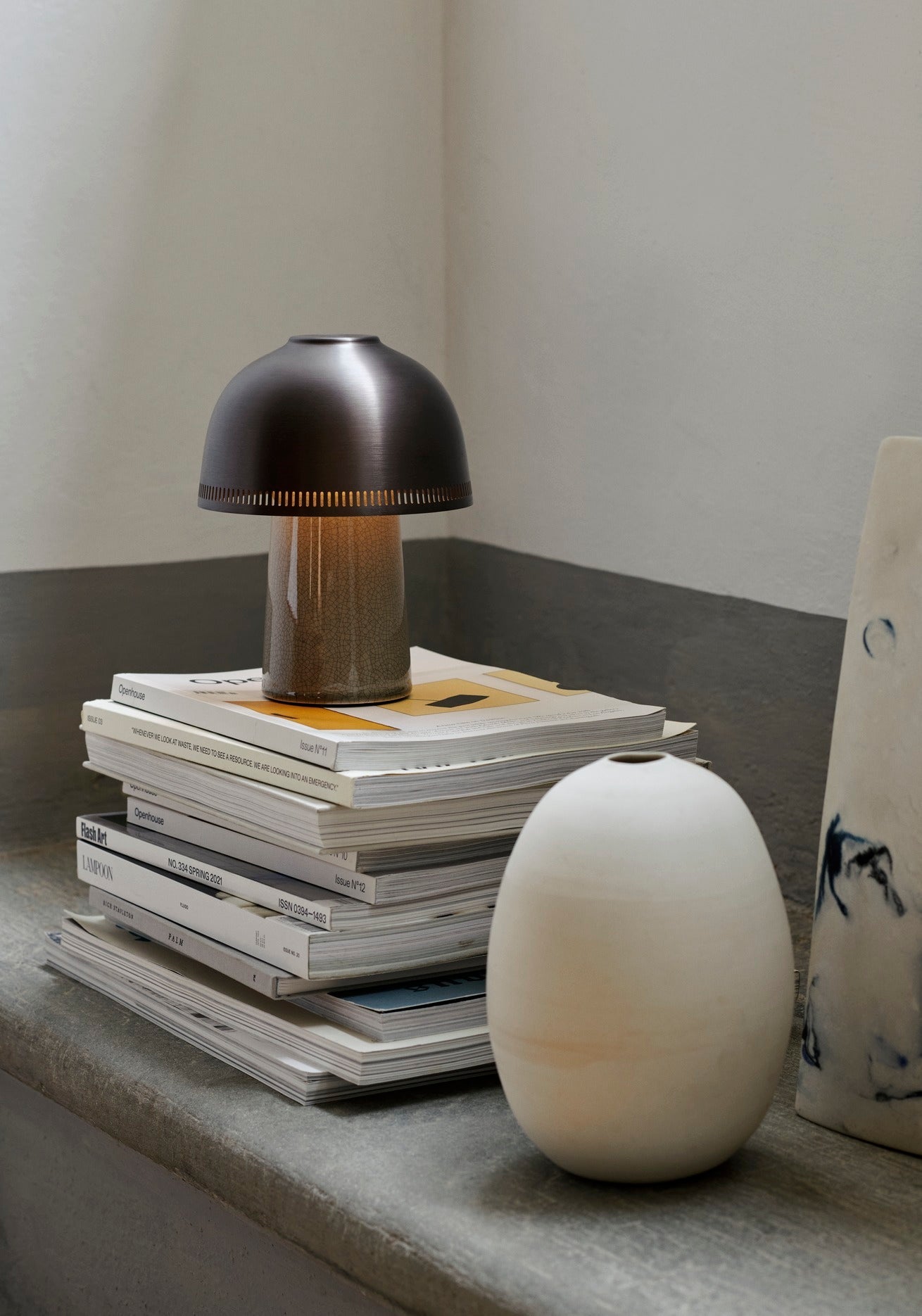 Raku Portable Lamp Sh8 by &tradition