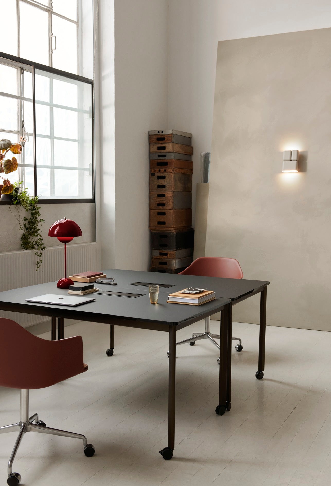 Tabata Wall Lamp Ln10 by &tradition