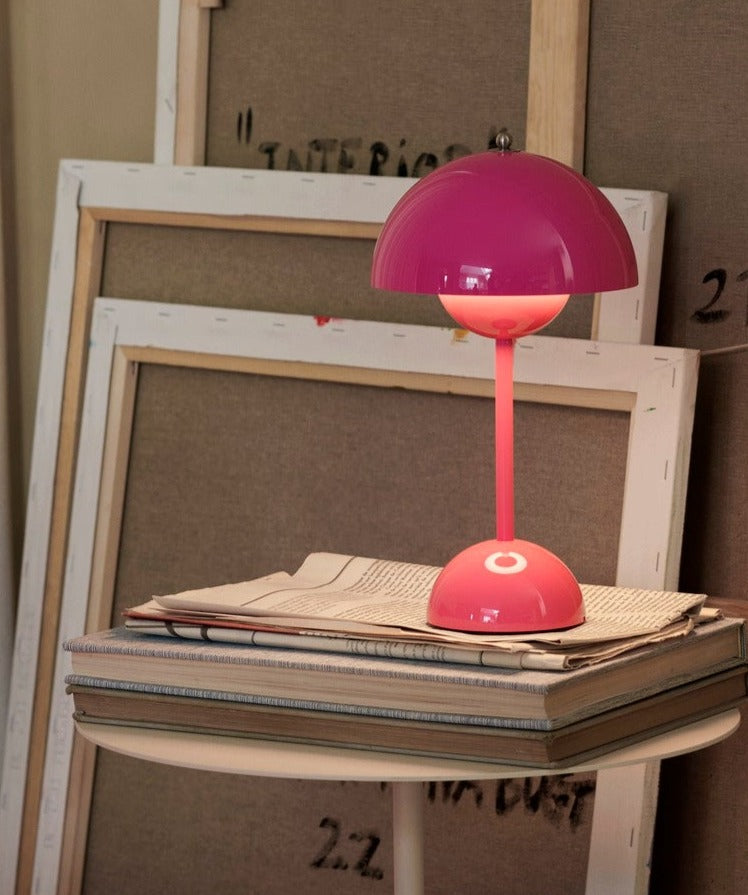 Flowerpot Portable Table Lamp Vp9 by &tradition
