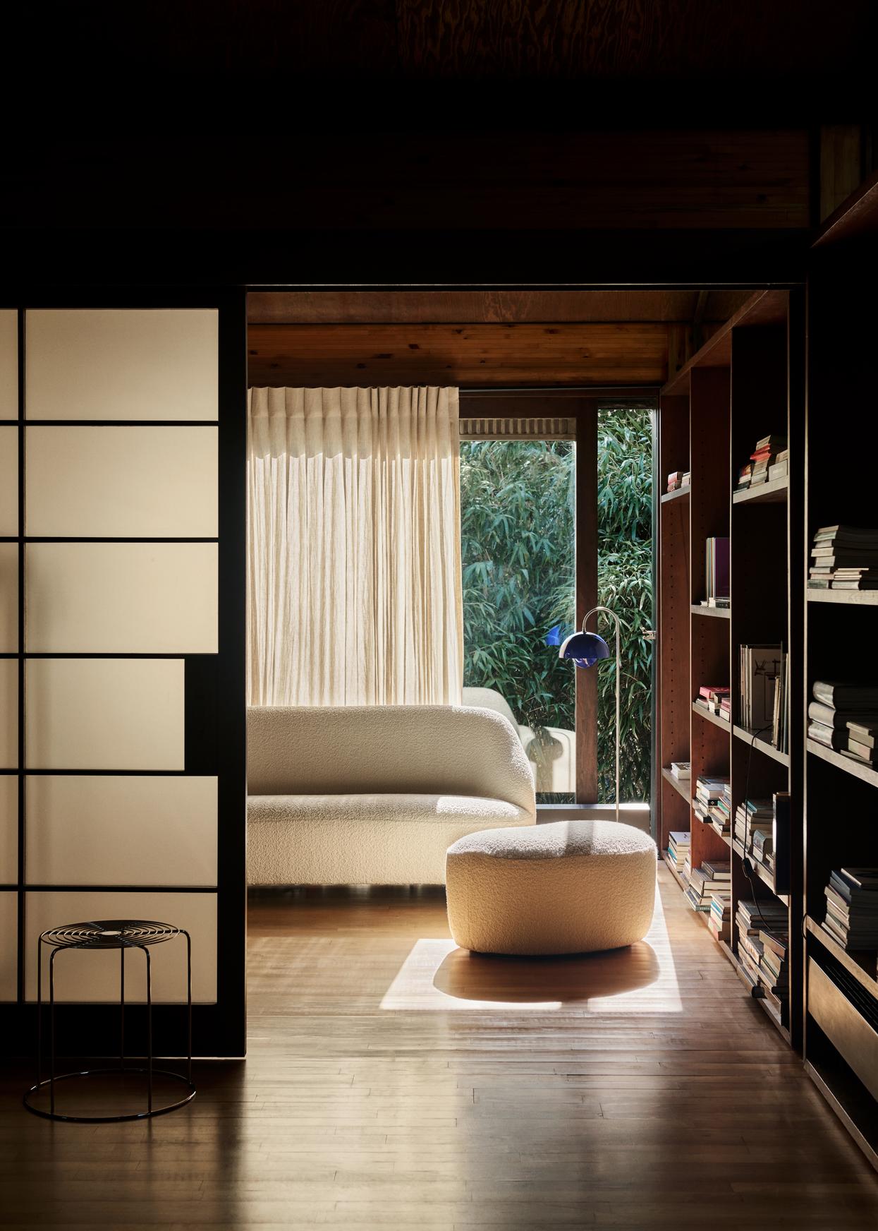 Flowerpot Floor Lamp Vp12 1 by &tradition