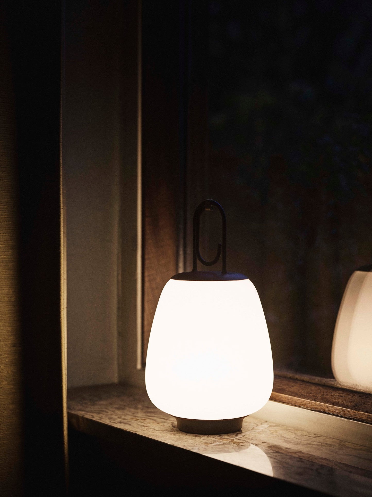 Lucca Sc51 Portable Table Lamp by &tradition