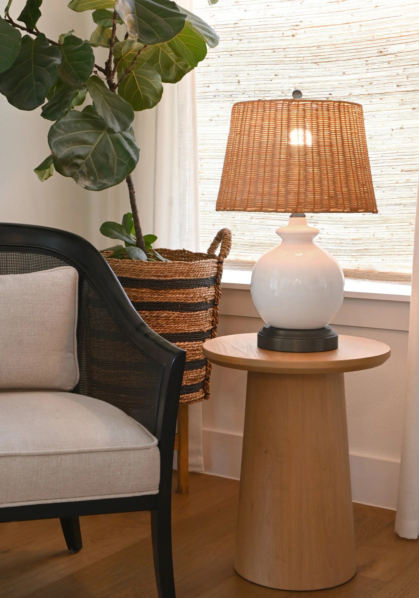 Wireless ceramic table lamp with off-white shade for entryway or bedroom décor