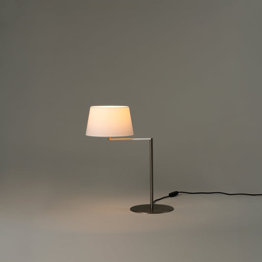 Minimalist Americana table lamp for modern home offices