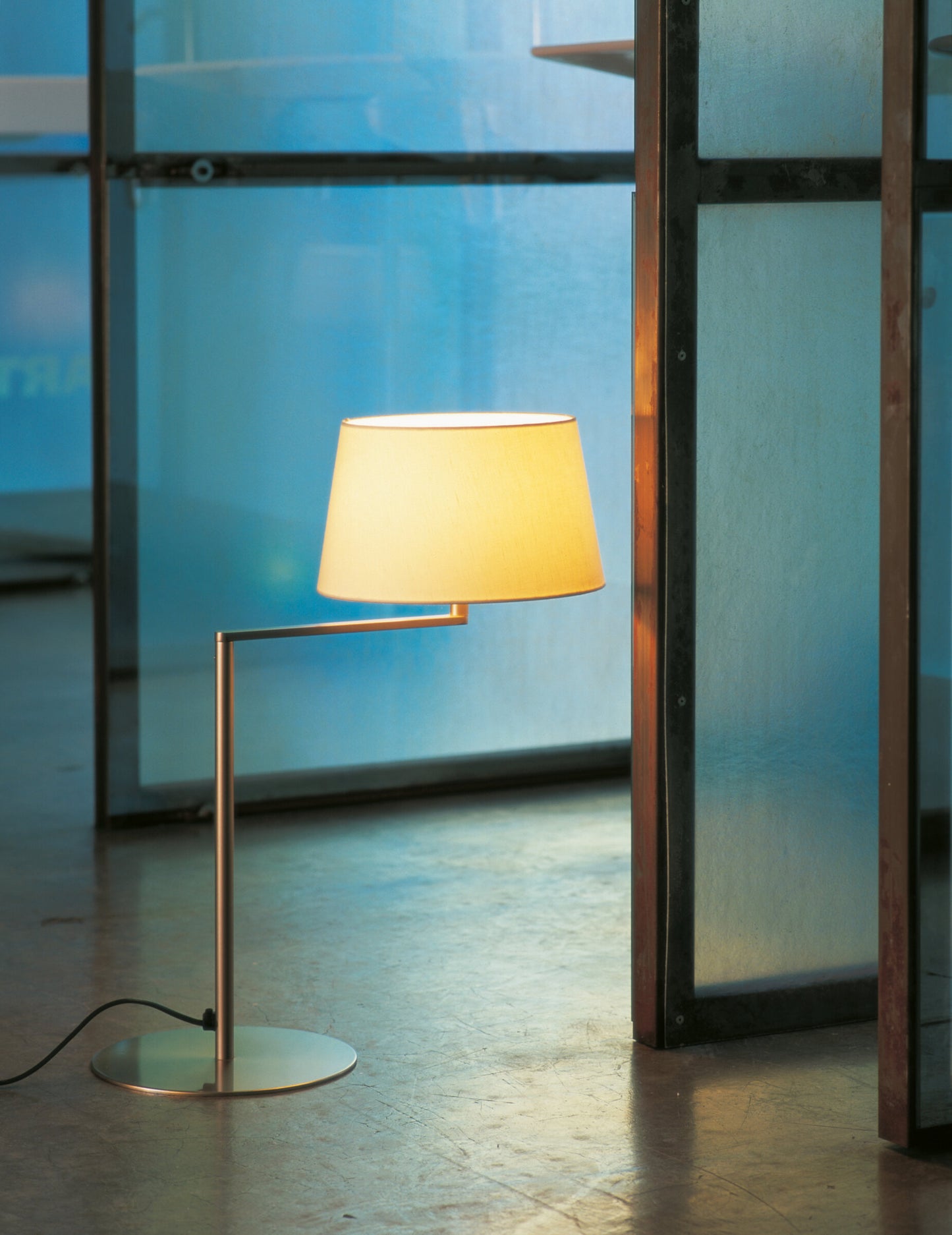 Spanish modern indoor table lamp with satin nickel structure