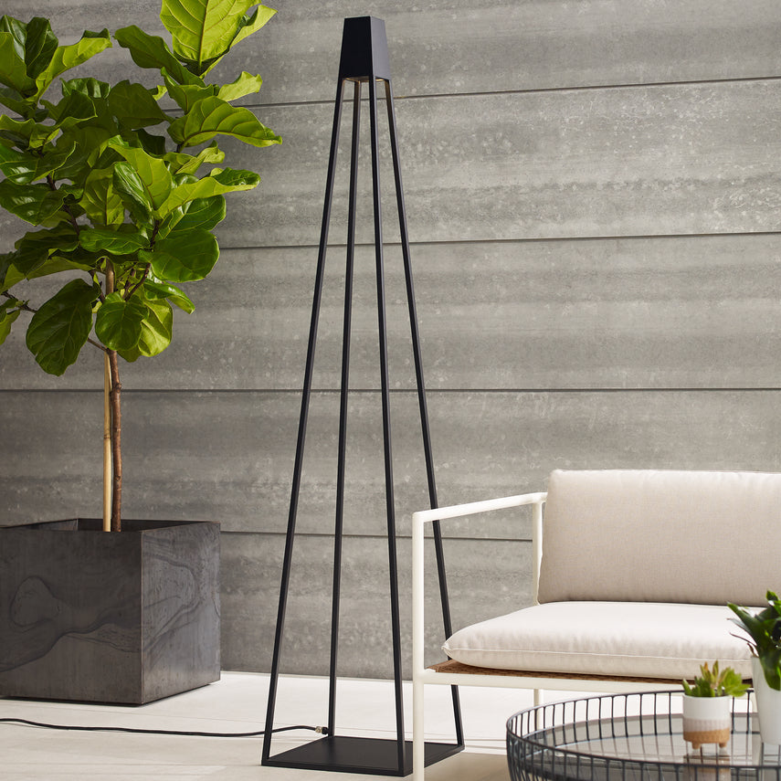 Apex Wet Rated 72In LED Garden Floor Light by Visual & Comfort & Co