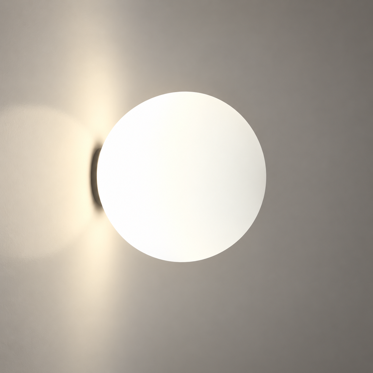 Artemide Dioscuri round glass ceiling light in white