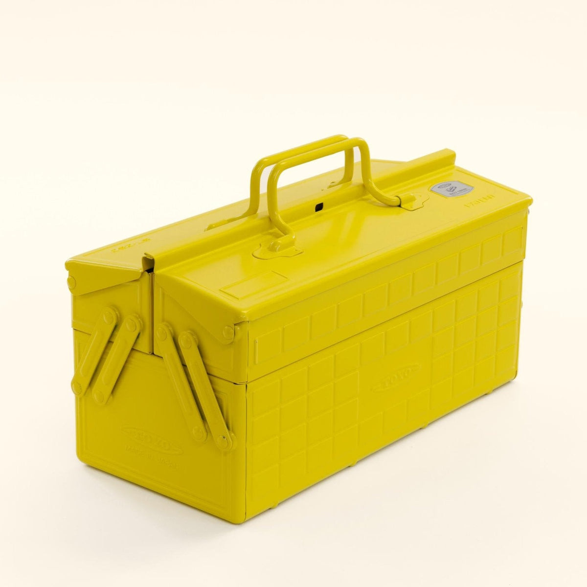 Toyo ST-350 two-level toolbox in yellow, closed