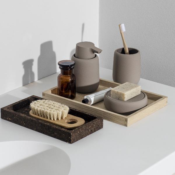 blomus SONO 3-Piece Bathroom Accessory Set – SONO bathroom set styled with blomus BORDA and FUADO