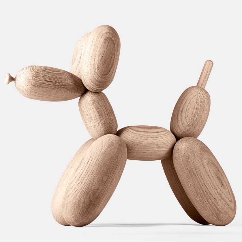Boyhood Ballon d’Og wooden figure in oak, Large (image 2)