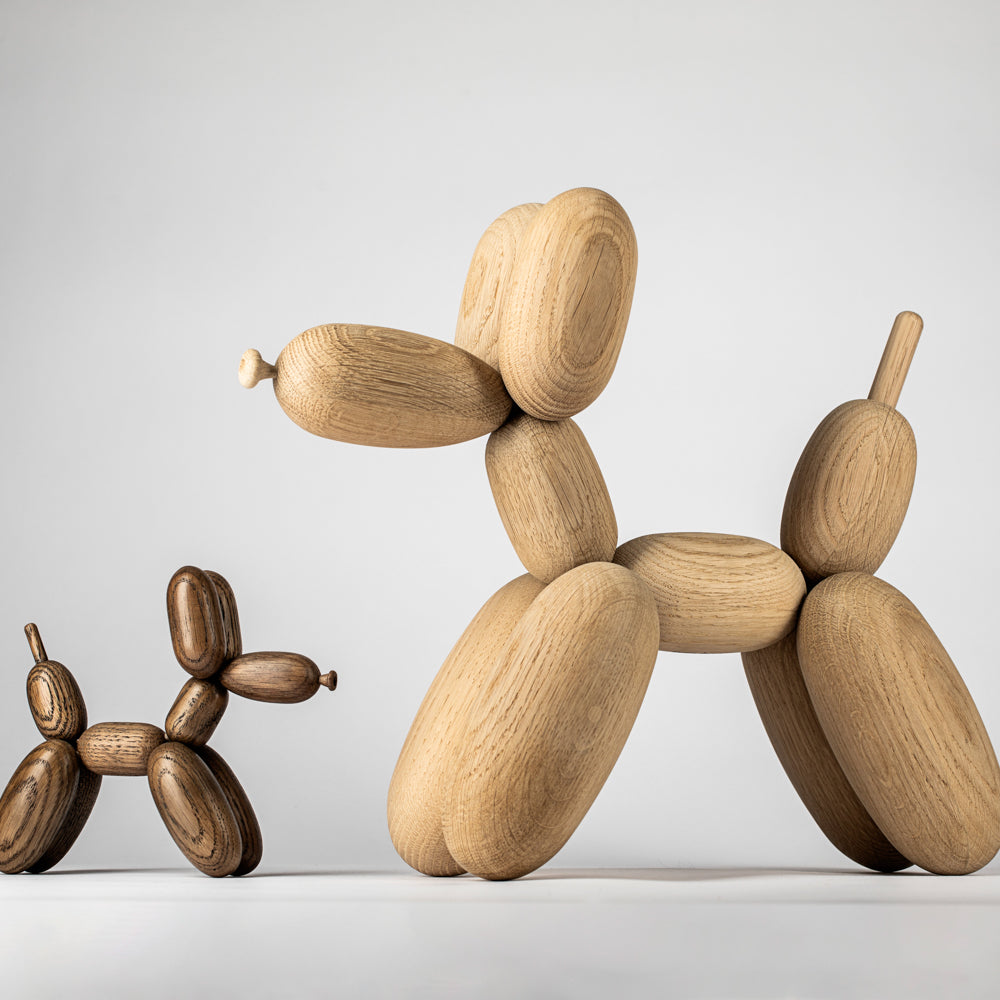 Boyhood Ballon d’Og wooden figure in oak, view 9 (image 9)