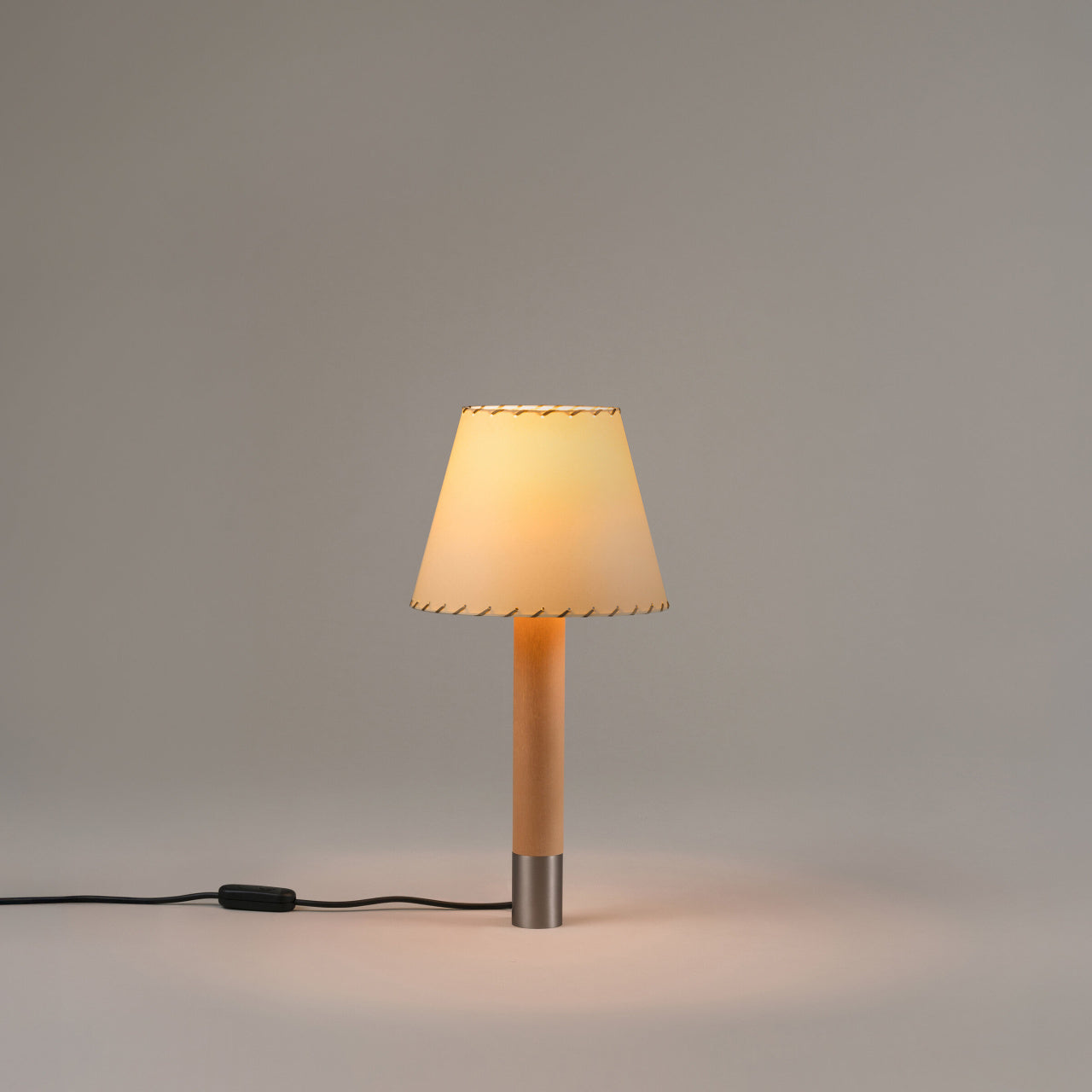 Contemporary Basica M1 lamp by Santa & Cole with handcrafted wood base and stitched beige shade
