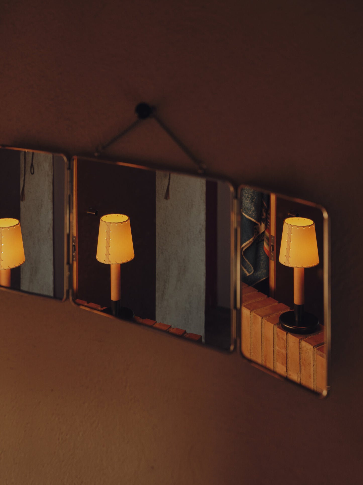 Spanish modern table lamp with dimmable LED technology