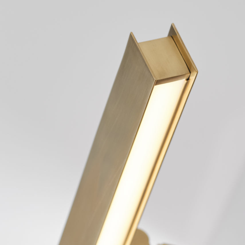 Bau 18-inch LED Picture Light Artwork by Visual & Comfort & Co