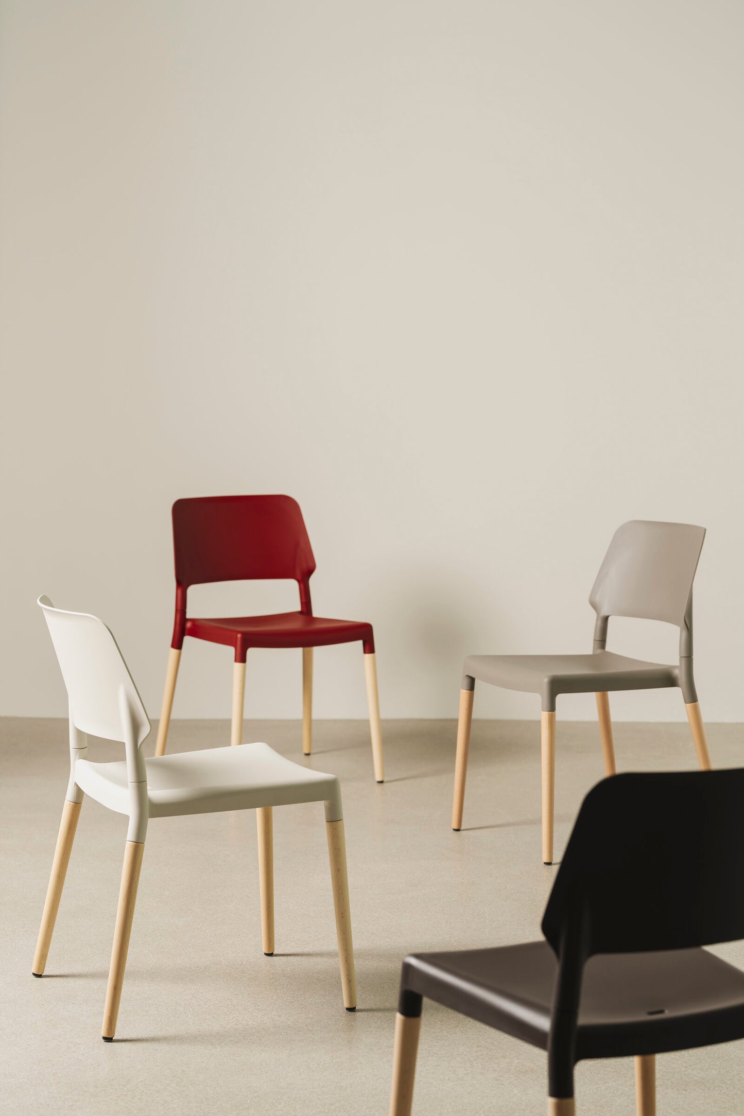 Minimalist Belloch Chair in modern finishes for dining rooms and offices