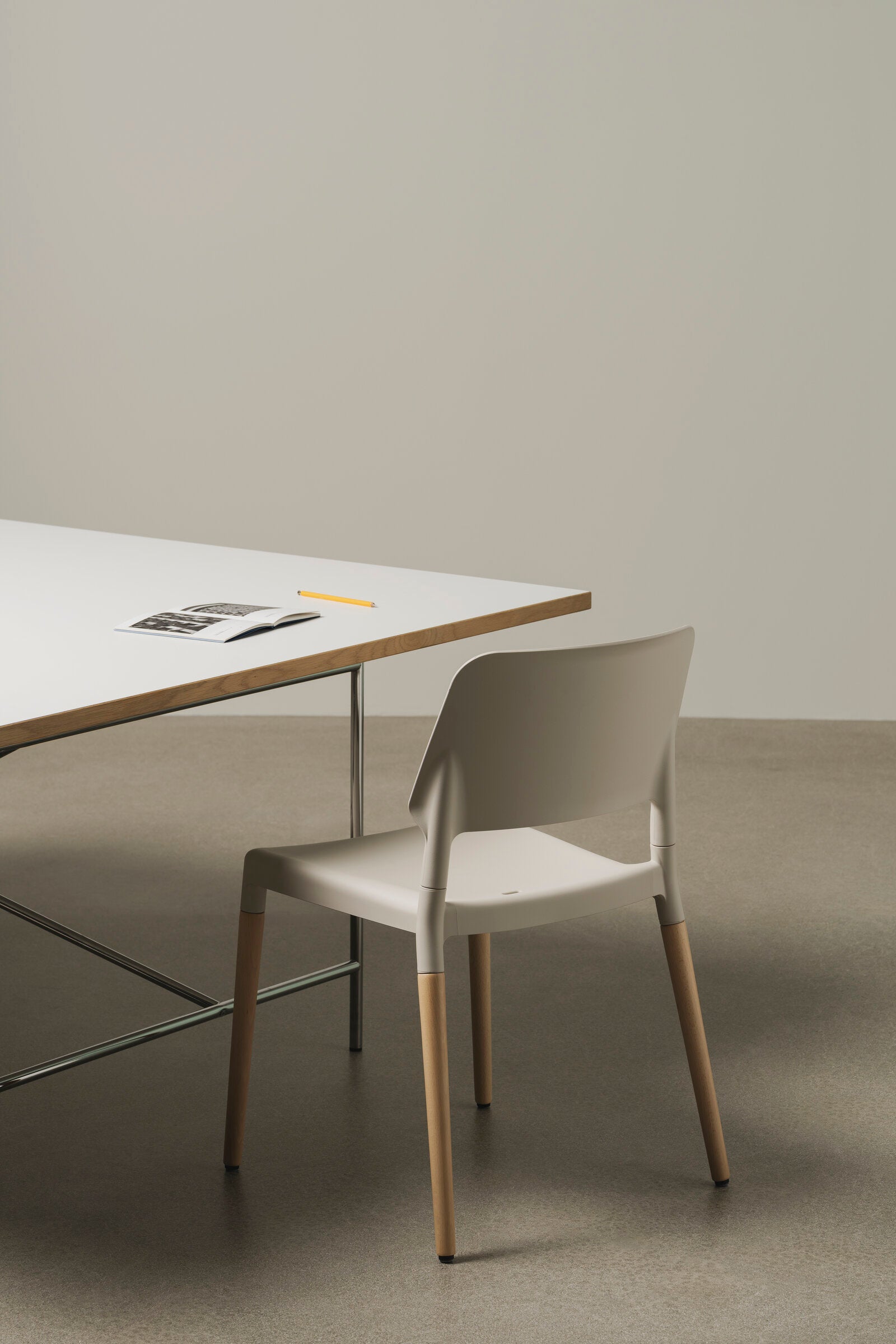 Indoor Belloch Chair with natural beech wood legs for contemporary homes