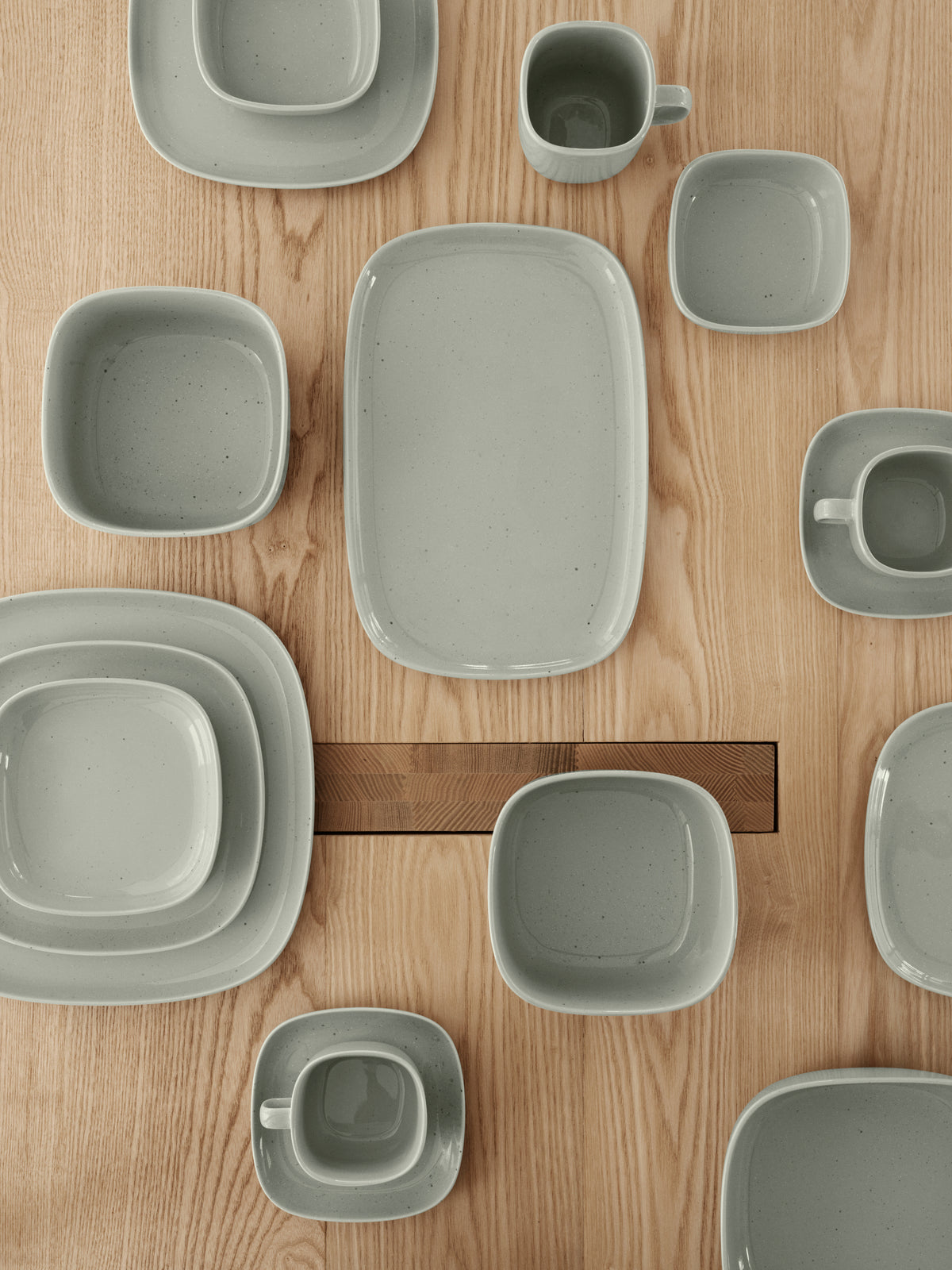 blomus VAHLO Rectangular Stoneware Serving Platter, 12 in – VAHLO serving platter in a styled setting (3)