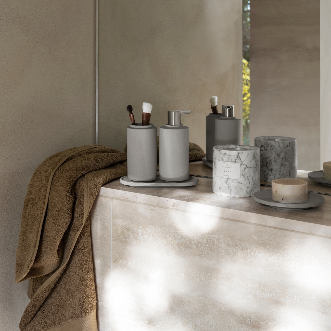 Frabli Scented Candle Marble Container Blomus 65452