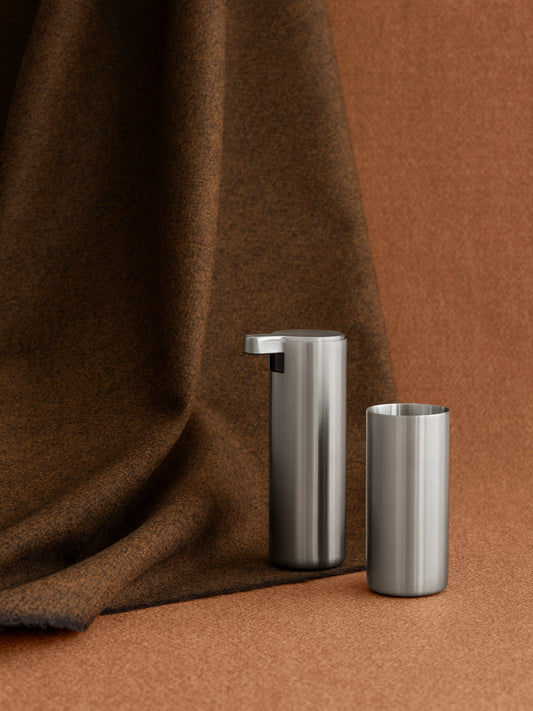 blomus MODO Toothbrush Tumbler with Non-Slip Base – MODO toothbrush tumbler in a styled bathroom (8)