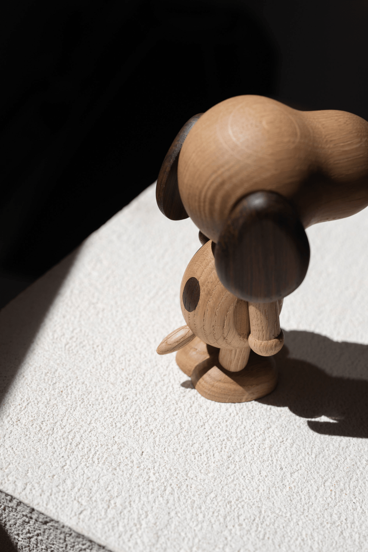 Boyhood Peanuts Snoopy wooden figure in oak & smoked oak, Large (image 14)