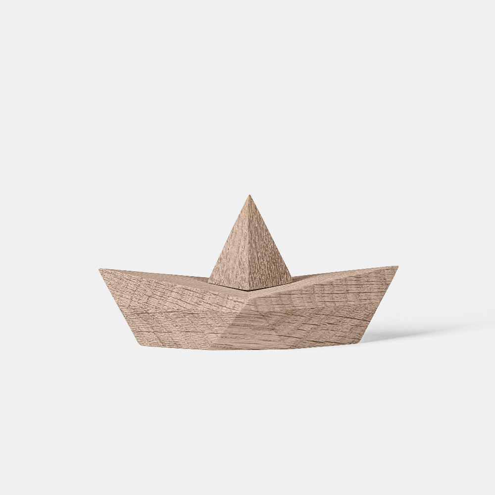 Boyhood Admiral Paper Boat wooden figure in oak, Small (image 4)