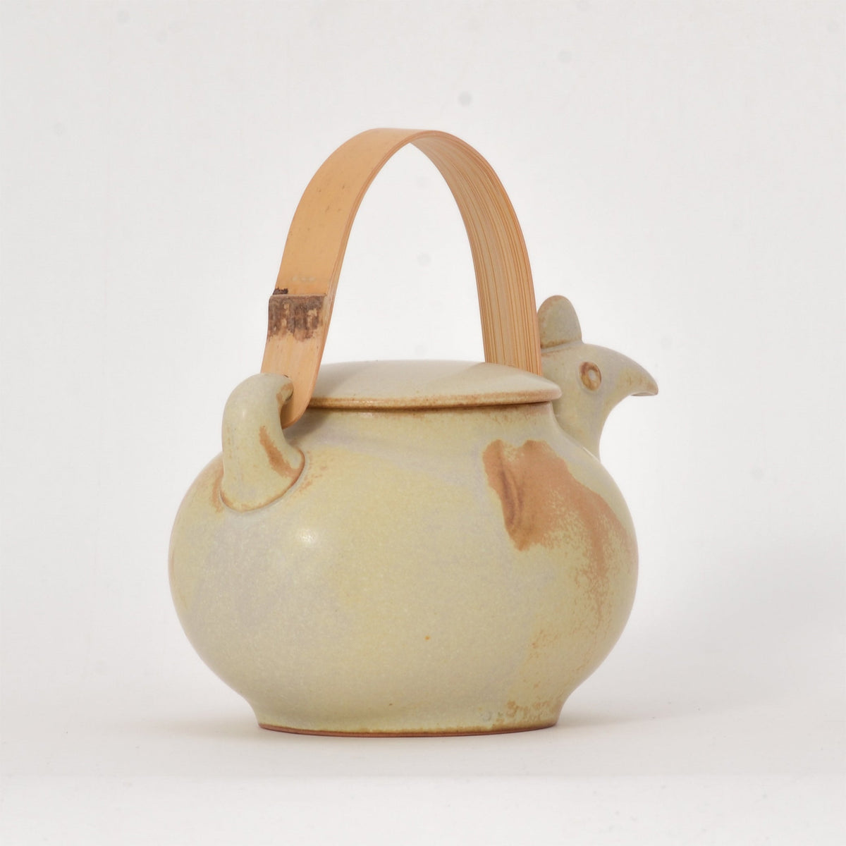 Ceramic Japan Tori Bird Teapot – three-quarter view showing the round body