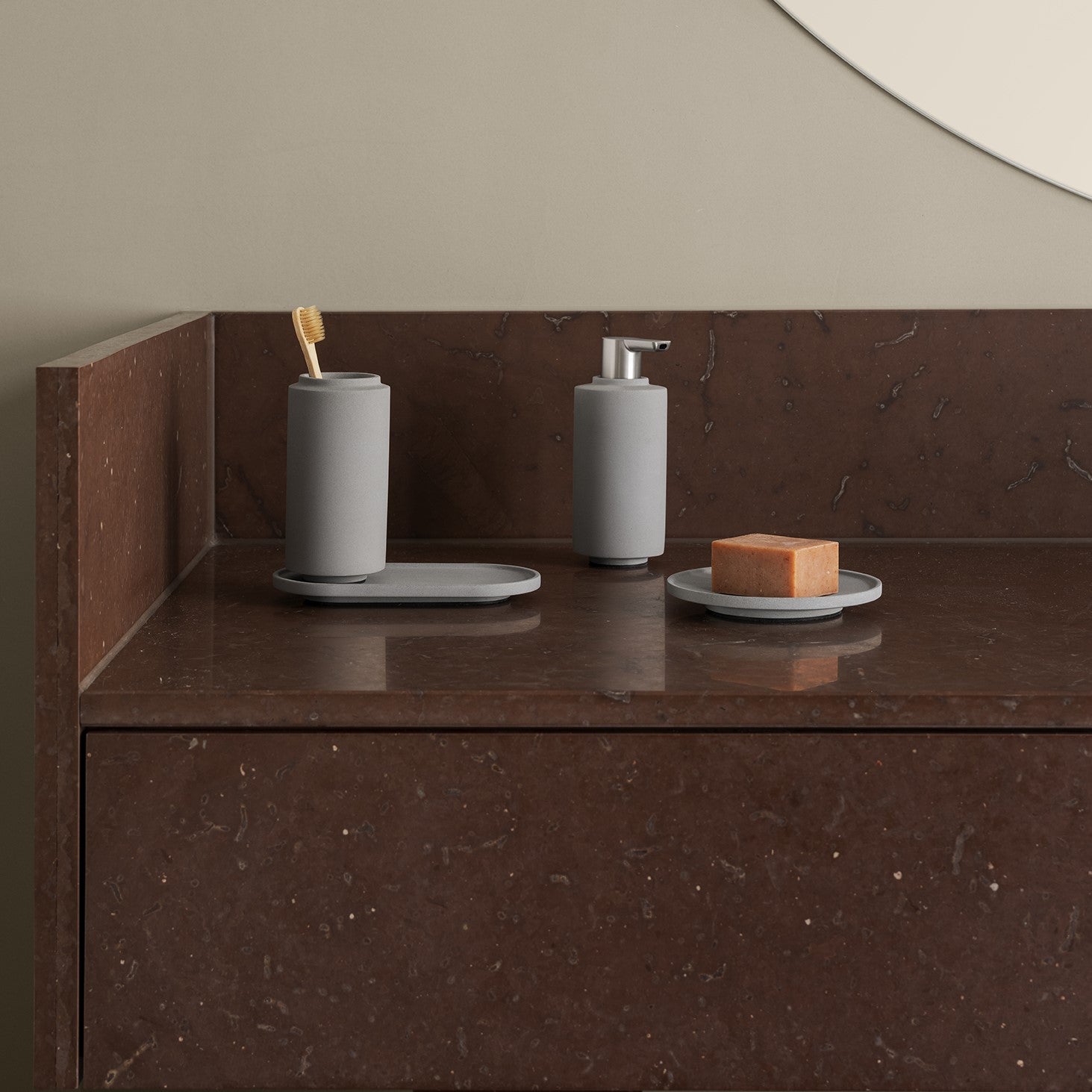 blomus Creto Concrete Round Tray Lily White