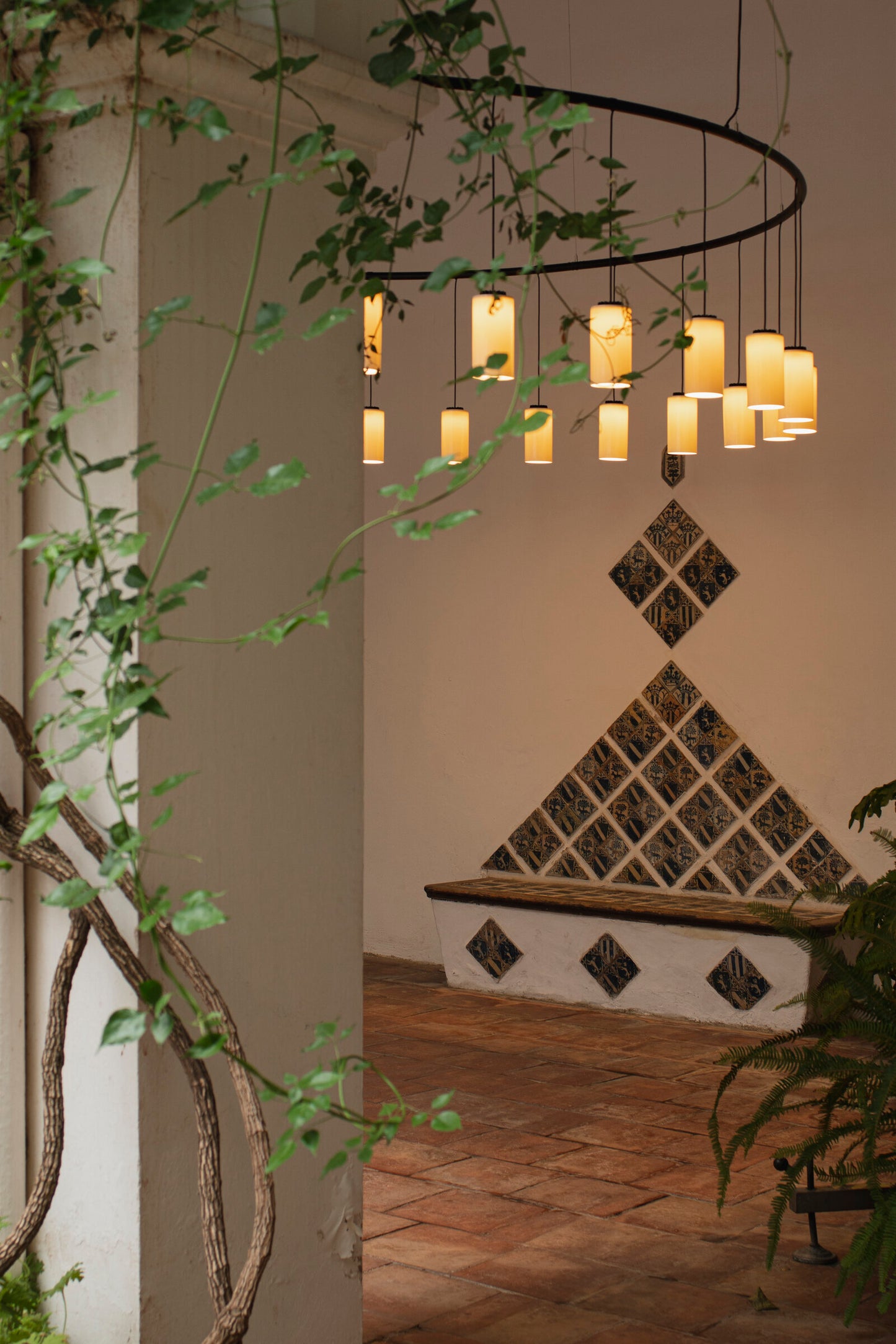 Elegant integrated LED pendant light for modern open-concept interiors