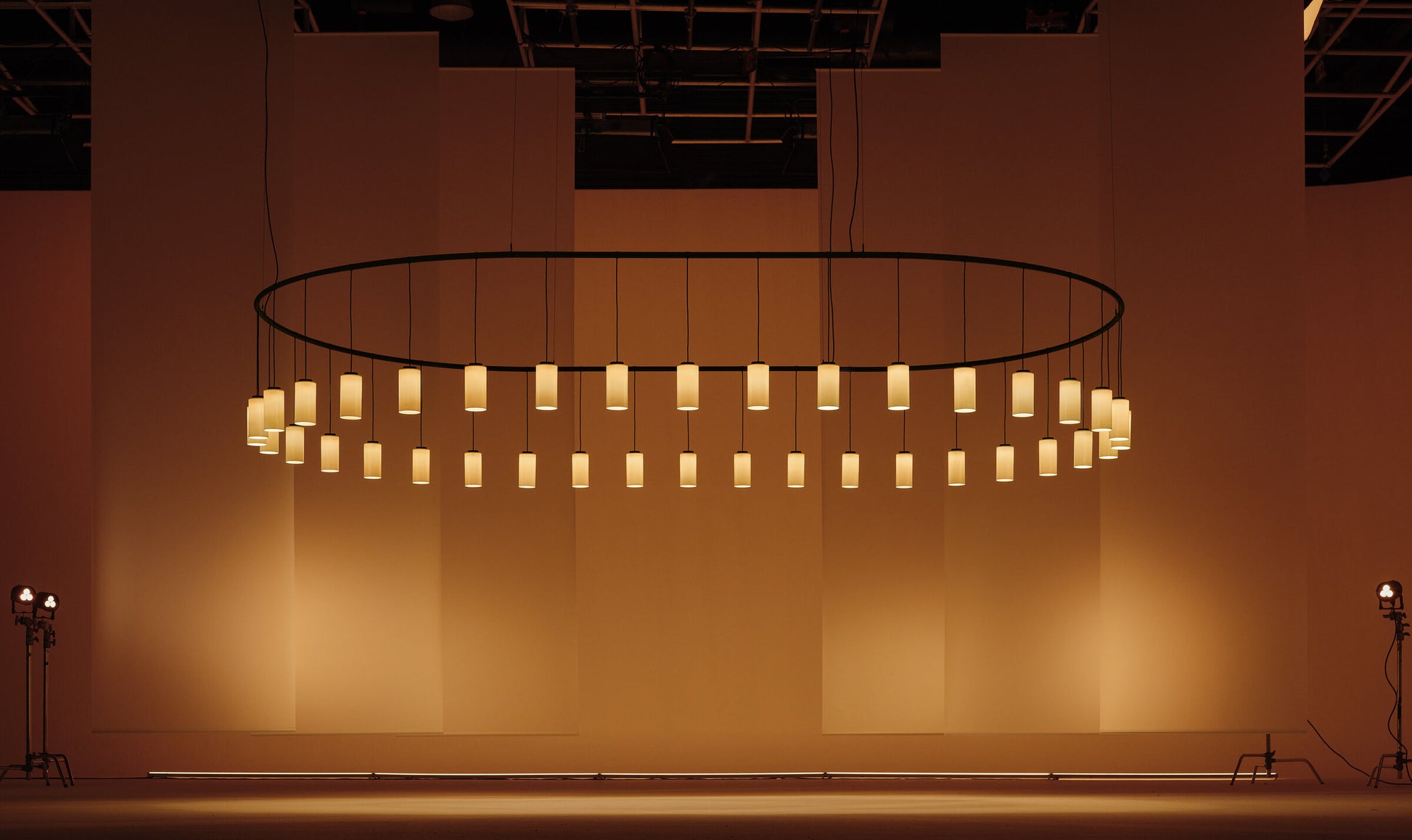 Cirio Oval LED pendant with handcrafted shade options