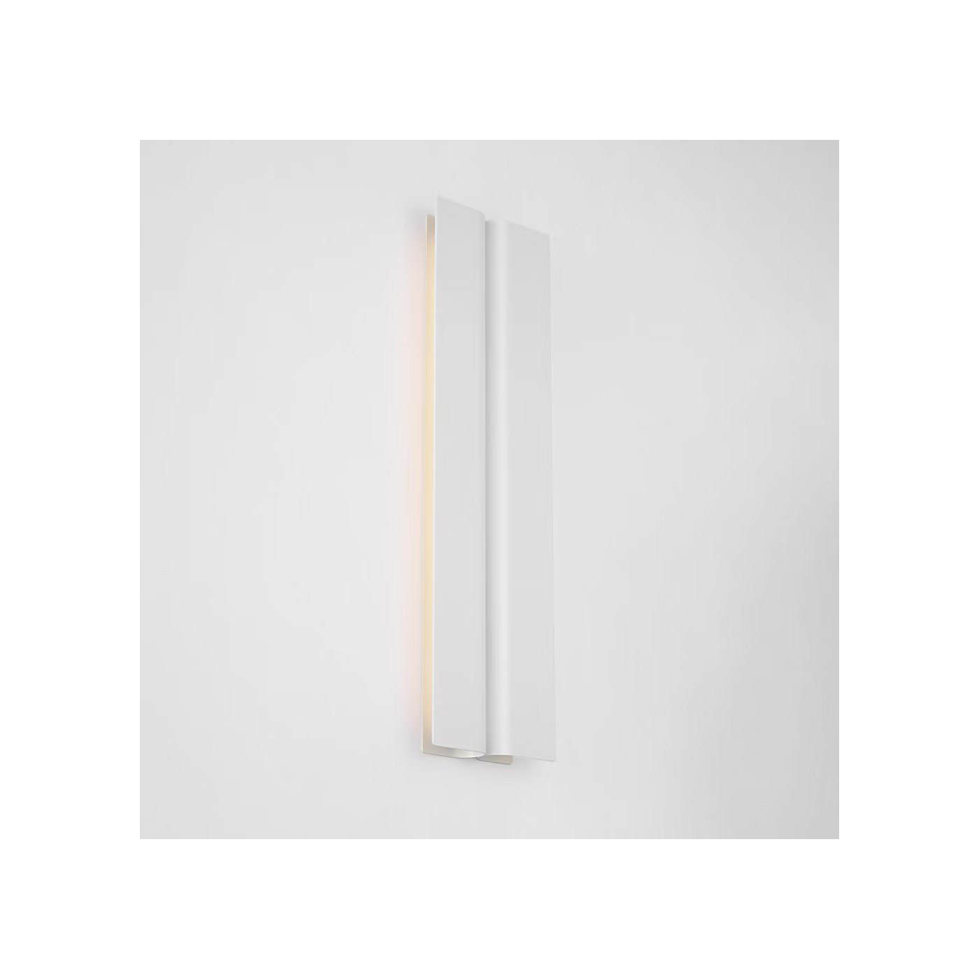 Bathroom mirror lighting with Cloak 18 white LED vanity fixture