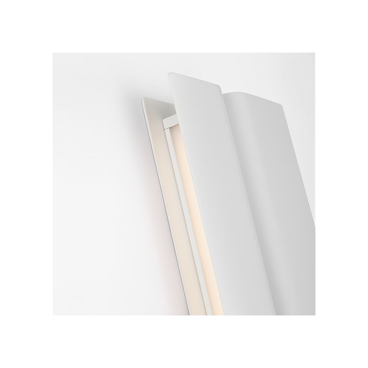 Dimmable white LED vanity light for bathrooms and powder rooms