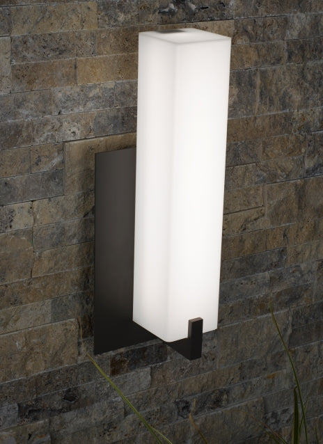 Visual Comfort Cosmo 18 Outdoor Light Column from the Visual Comfort Modern Collection – view 6