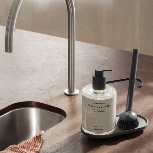 blomus DHUVA Concrete Sink Organizer with Dish Brush – DHUVA sink set styled with blomus GANO