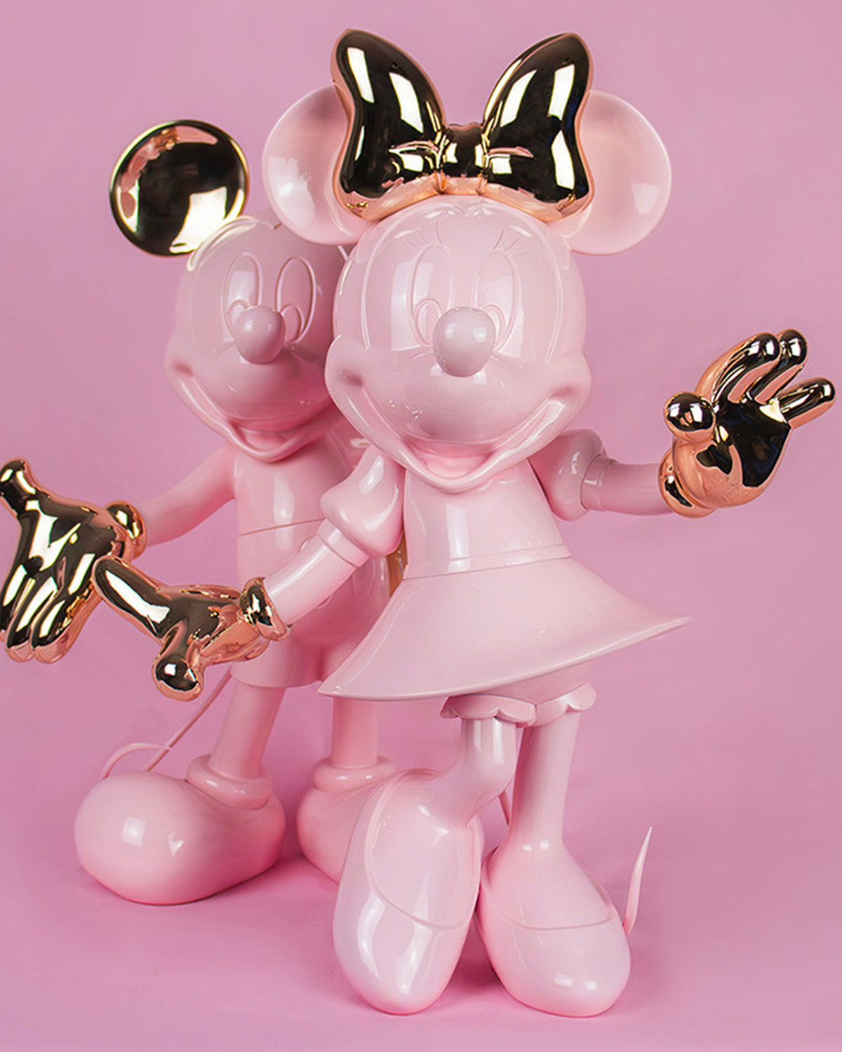 Leblon Delienne Minnie Welcome sculpture in Pastel Pink & Pink Gold, 12 inch – view 3