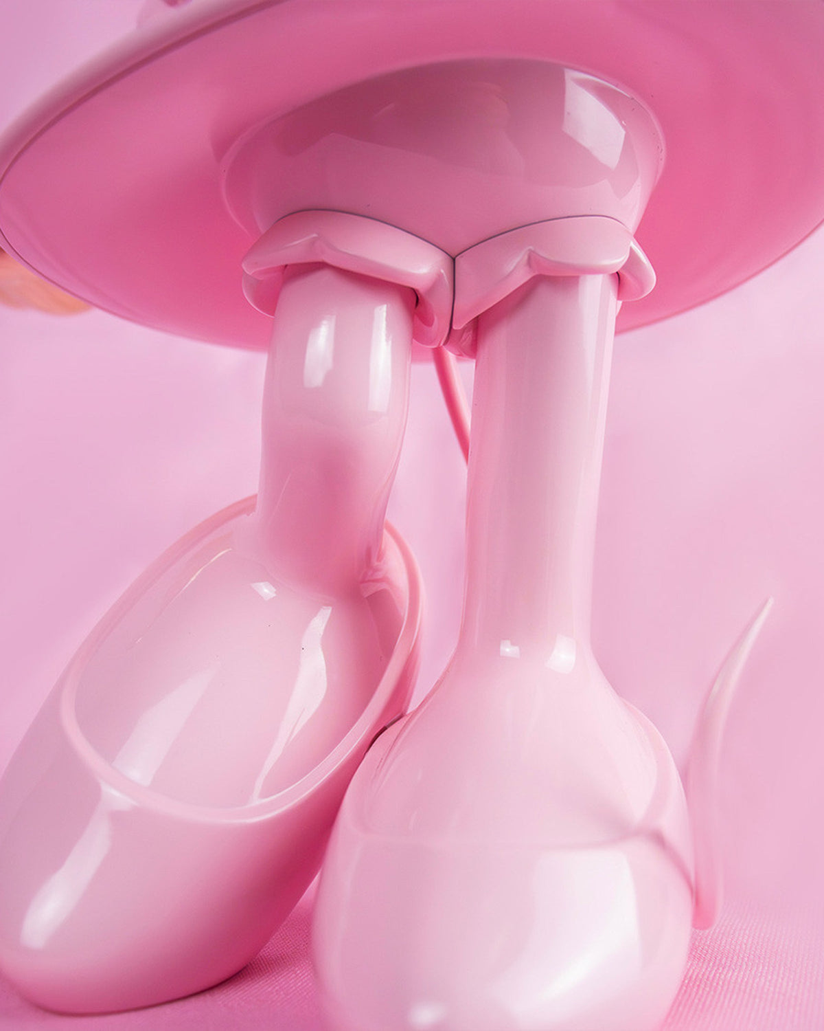 Leblon Delienne Minnie Welcome sculpture in Pastel Pink & Pink Gold, 12 inch – view 5