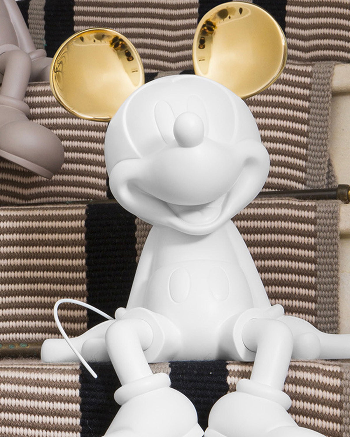 Leblon Delienne Mickey Take 2 by Kelly Hoppen sculpture in White & Gold, 19 inch