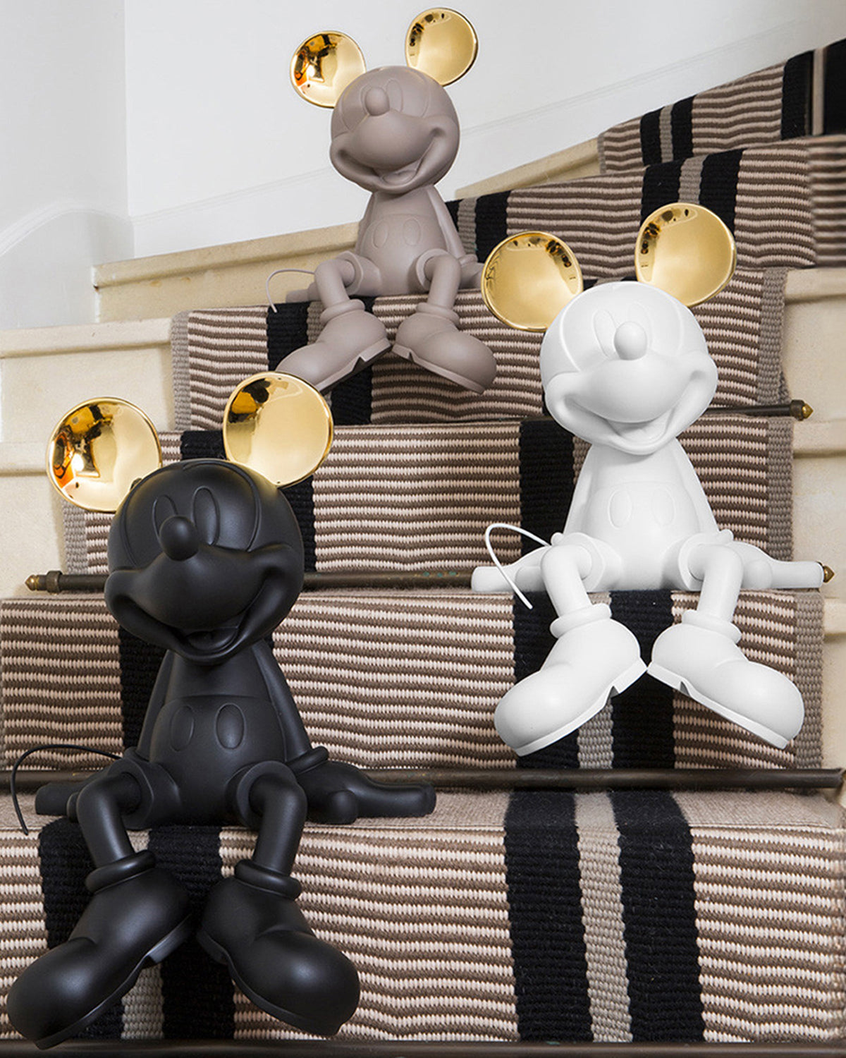 Leblon Delienne Mickey Take 2 by Kelly Hoppen sculpture in White & Gold, 19 inch – view 3