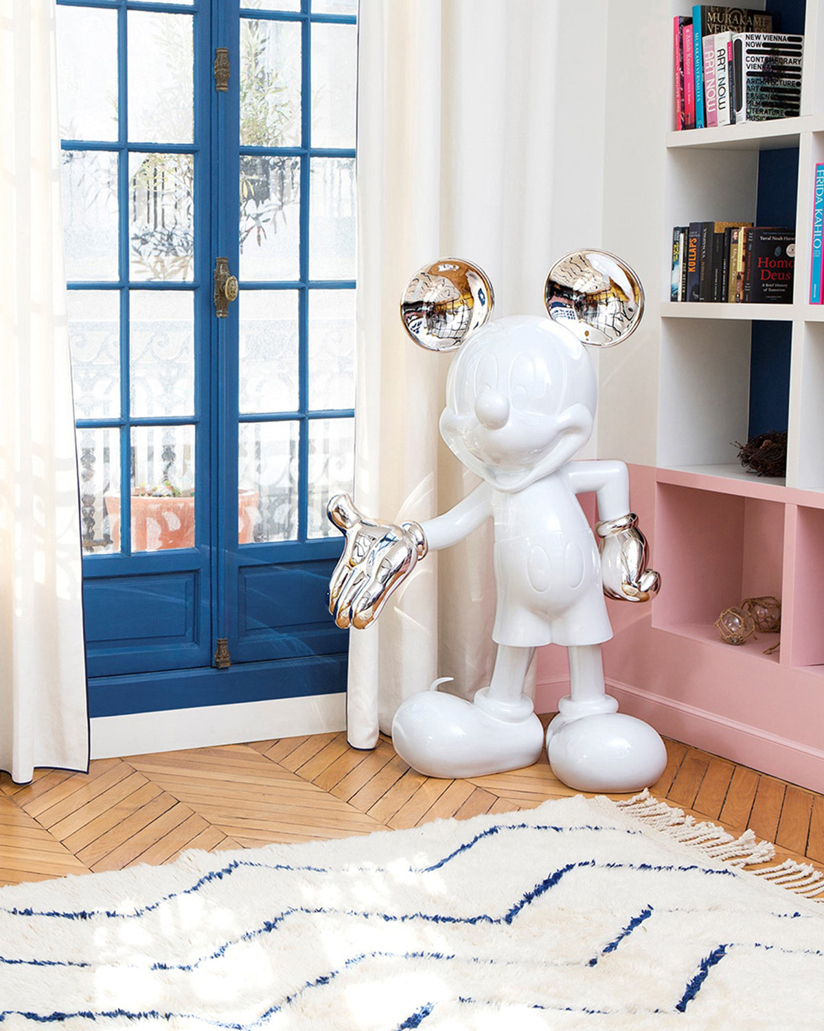 Leblon Delienne Mickey Welcome Life-Size sculpture in White & Silver, 55 inch – view 4