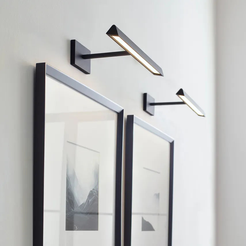 Dessau 18-inch LED Picture Light Artwork by Visual & Comfort & Co