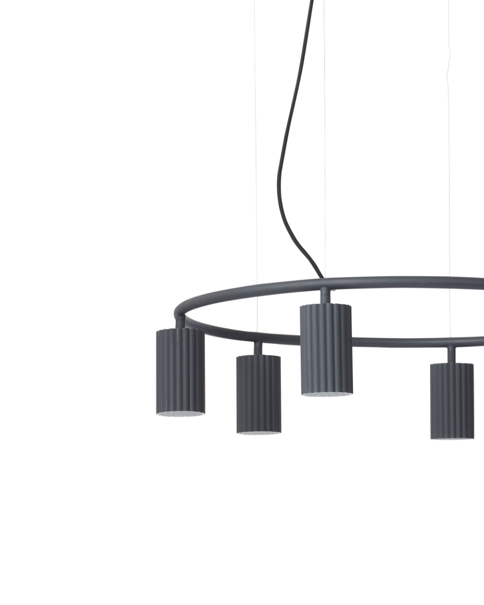 Pholc Donna ring chandelier by Nina Jobs and Stina Sandwall – Circle 60 (23.6 in) Black Ink
